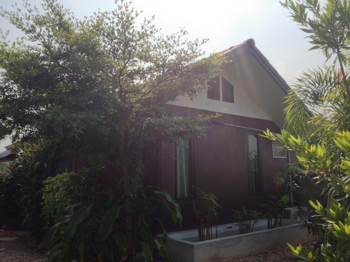 Jim Guesthouse カンチャナブリ エクステリア 写真