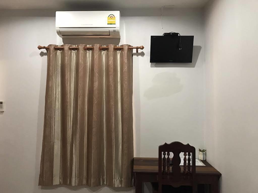 Jim Guesthouse カンチャナブリ エクステリア 写真