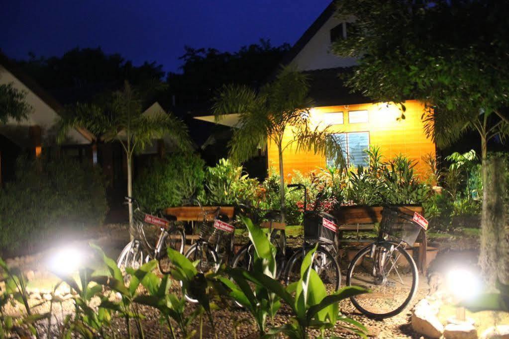 Jim Guesthouse カンチャナブリ エクステリア 写真